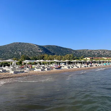 Holiday Oasis With Private Patio And Hammam-style Bath In Chora-pithagoreo, Samos Island *